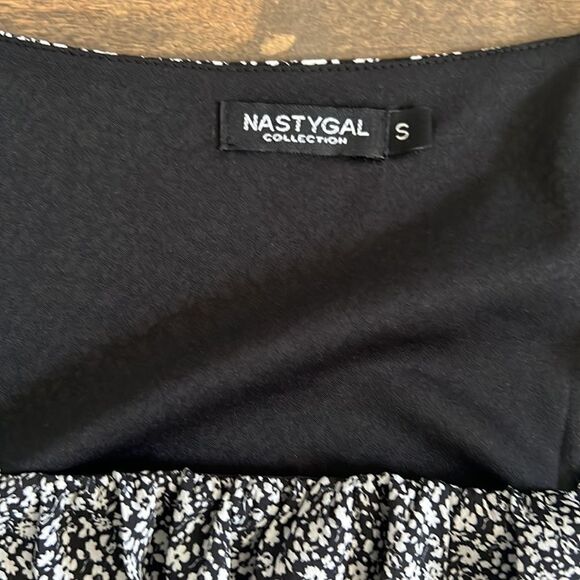 Nasty Gal Boho Skirt Long Sleeve Floral Print Ruffle Skater A Line Swing Mini - Picture 8 of 11